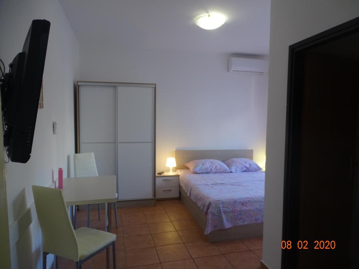 Apartments Antea & Magdalena Pirovac Dış mekan fotoğraf
